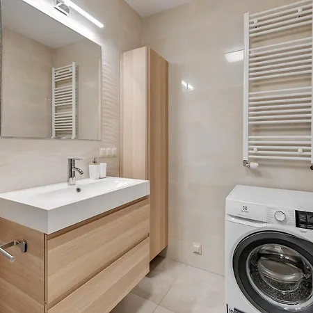 Tarasy Baltyku Sea Side, Sauna & Gym By Downtown Apartment Danzig